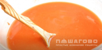 Фото приготовления рецепта: Холодный суп из томатов - шаг 8