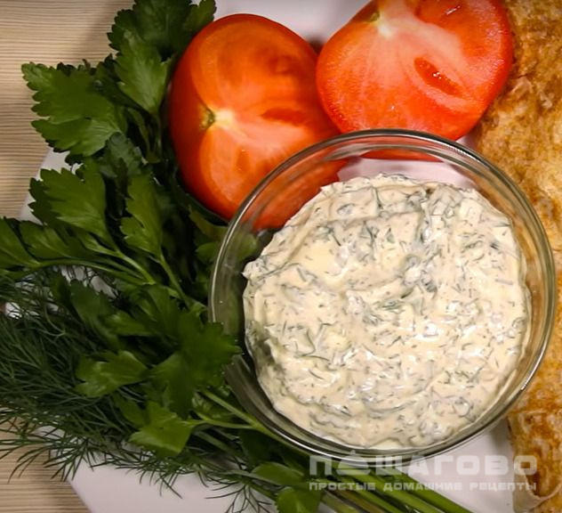 Соус с майонезом, зеленью и чесноком