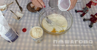 Фото приготовления рецепта: Блинчики на воде и на кислом молоке - шаг 3