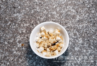 Фото приготовления рецепта: Тофу с макаронами - шаг 1