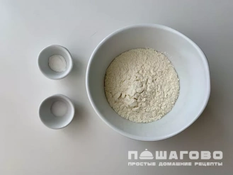 Фото приготовления рецепта: Мини-кексы - шаг 2