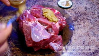 Фото приготовления рецепта: Антрекот из свинины в рукаве в духовке - шаг 1