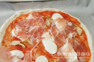 Фото приготовления рецепта: Пицца неаполитано - шаг 4