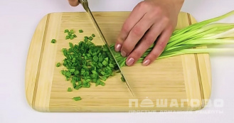 Фото приготовления рецепта: Легкий овощной салат - шаг 6