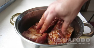 Фото приготовления рецепта: Маринад для свиных ребрышек на мангале - шаг 2
