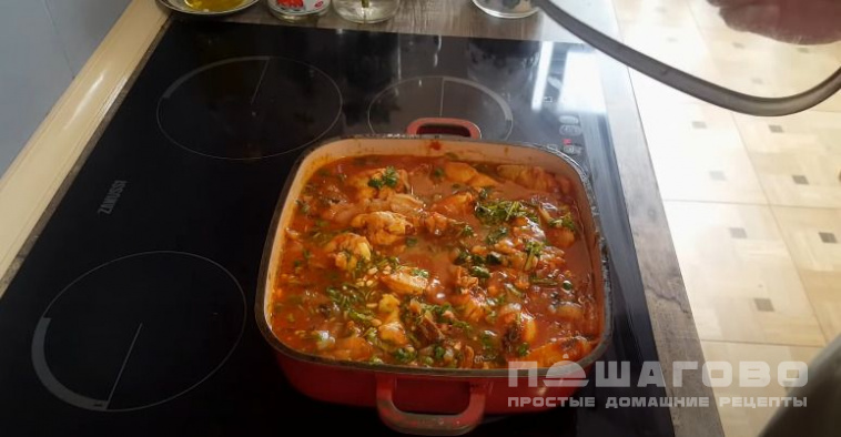 Отварная курица с томатной подливкой «по-армянски»