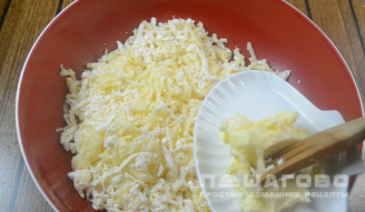 Фото приготовления рецепта: Мегрельские хачапури на молоке - шаг 4