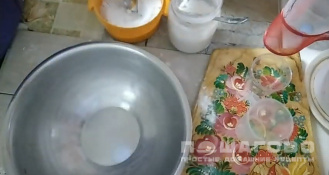 Фото приготовления рецепта: Сладкие пирожки с калиной - шаг 8