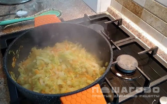 Фото приготовления рецепта: Лаваш с капустой в духовке - шаг 5