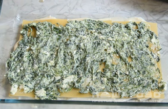 Фото приготовления рецепта: Лазанья без мяса со шпинатом и рикоттой - шаг 6