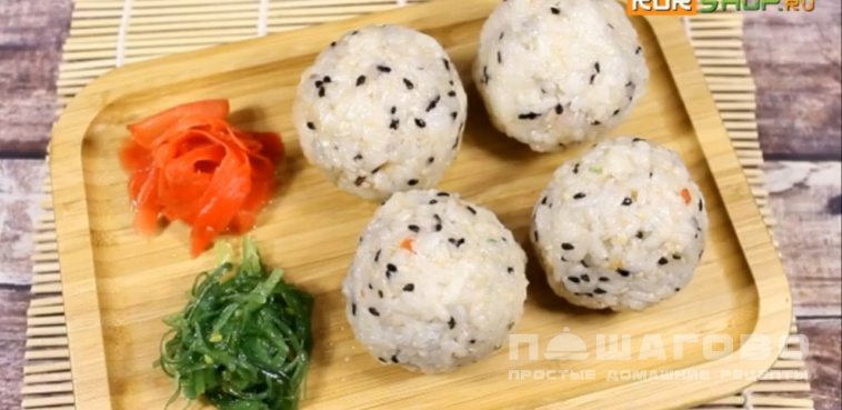 Японская кухня: Рисовые шарики Онигири (рецепт с фото)