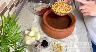 Фото приготовления рецепта: Пити (азербайджанское блюдо) - шаг 1