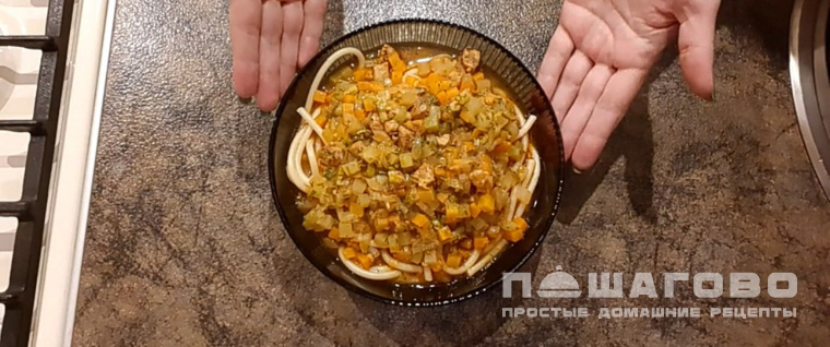 Узбекский лагман с редькой