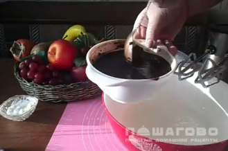 Фото приготовления рецепта: Сибирский черемуховый торт - шаг 5