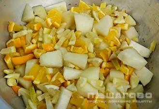 Фото приготовления рецепта: Варенье из дыни с апельсином на зиму - шаг 1