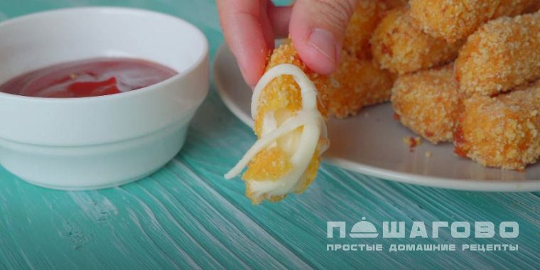 Сырные палочки с приправами