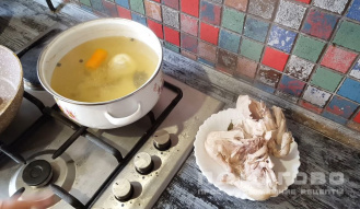 Фото приготовления рецепта: Чихиртма из курицы - шаг 3