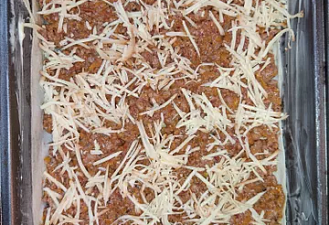 Фото приготовления рецепта: Лазанья из лаваша с грибами - шаг 6