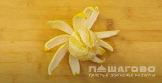 Фото приготовления рецепта: Лимонное желе без желатина с ягодами - шаг 1