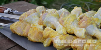 Фото приготовления рецепта: Шашлык из курицы - шаг 5