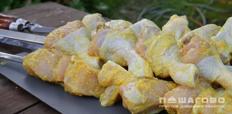 Фото приготовления рецепта: Шашлык из курицы - шаг 5