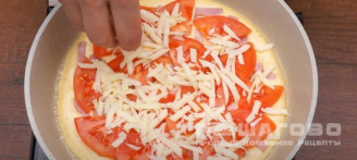 Фото приготовления рецепта: Пицца за 10 минут на сковороде - шаг 4