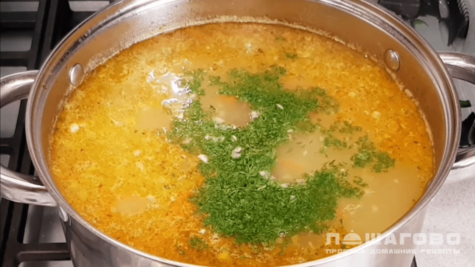 Фото приготовления рецепта: Капустняк с кукурузной крупой - шаг 4
