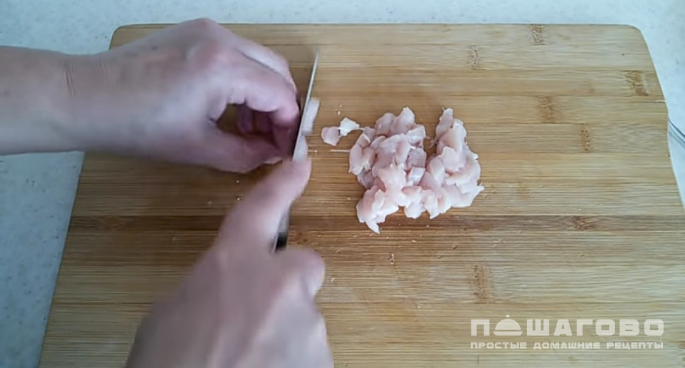 Фото приготовления рецепта: Рубленый шницель из курицы - шаг 1