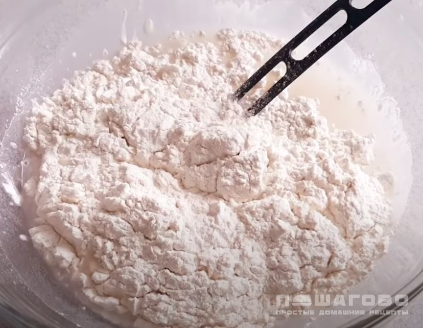 Фото приготовления рецепта: Дрожжевой пшеничный хлеб - шаг 3