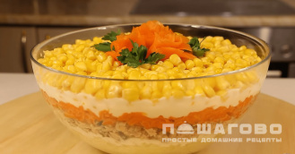 Фото приготовления рецепта: Салат Мимоза без яиц - шаг 4