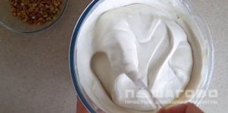 Фото приготовления рецепта: Торт-мороженое рецепт в домашних условиях - шаг 3