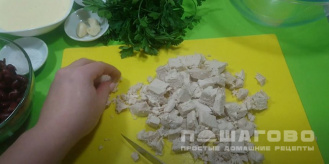 Фото приготовления рецепта: Салат Наполи с фасолью - шаг 4