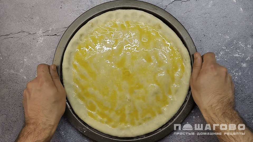 Фото приготовления рецепта: Осетинский пирог с картошкой и сыром (Картофджин) - шаг 5