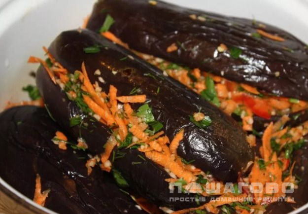 Как приготовить квашеные баклажаны фаршированные морковью и чесноком