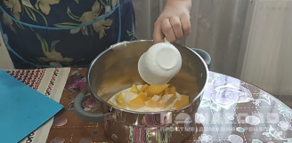Фото приготовления рецепта: Татарские пончики - шаг 2