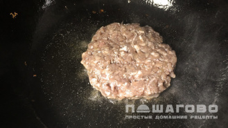 Фото приготовления рецепта: Бульба-бургер - шаг 5