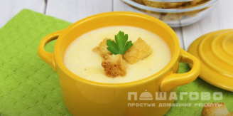 Фото приготовления рецепта: Нежный куриный суп-пюре с сыром - шаг 9