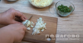 Фото приготовления рецепта: Постные драники из картошки без яиц - шаг 3