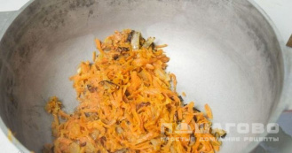 Фото приготовления рецепта: Плов с помидорами черри - шаг 3