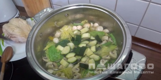 Фото приготовления рецепта: Овощной суп с цыплёнком - шаг 6