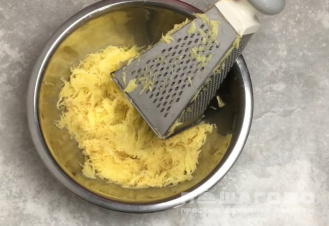 Фото приготовления рецепта: Постные драники из картошки - шаг 1