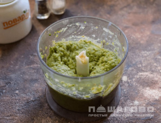 Фото приготовления рецепта: Хумус из брокколи - шаг 2