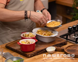 Фото приготовления рецепта: Рагу из курицы с шампиньонами - шаг 5