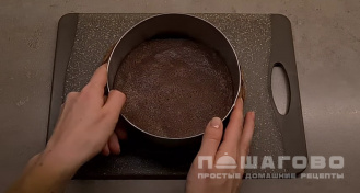 Фото приготовления рецепта: Шоколадный блинный торт - шаг 5